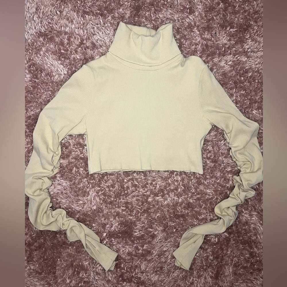 Fashion Nova Beige Ribbed Crop Top